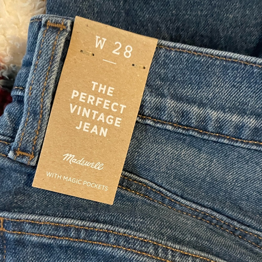NWT Madewell perfect vintage jean straight